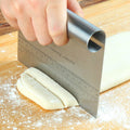 Premium Stainless Steel Pastry Spatula Cutter with Scale – Essential Baking and Cake Decoration Tool